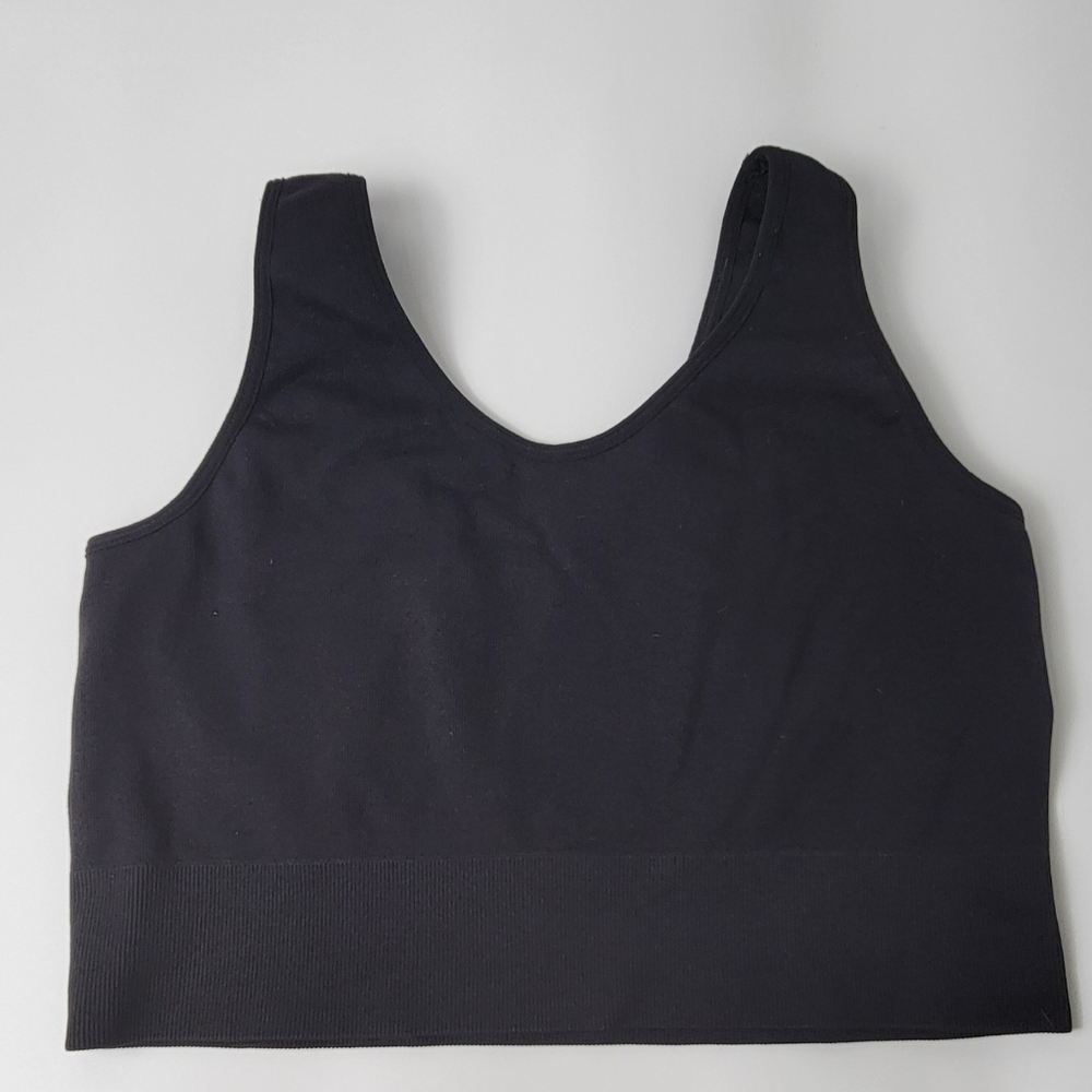 Black compression sports bra